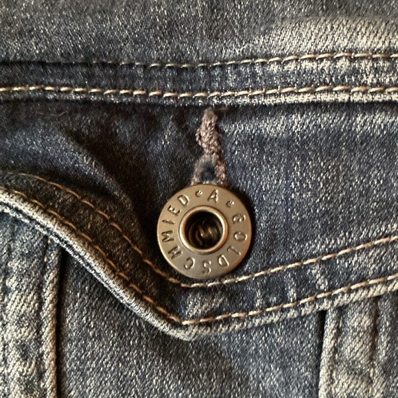 ❤️ AG Denim Jacket Robyn Size Small NWOT - Picture 10 of 11